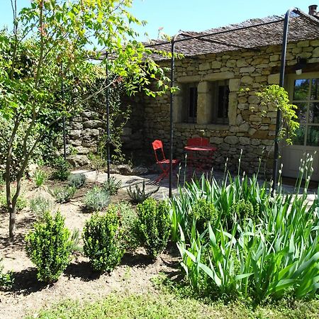 于泽斯Les Olivettes Le Mazet住宿加早餐旅馆 外观 照片