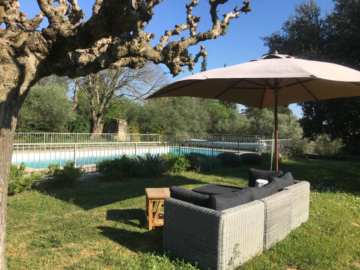 于泽斯Les Olivettes Le Mazet住宿加早餐旅馆 外观 照片
