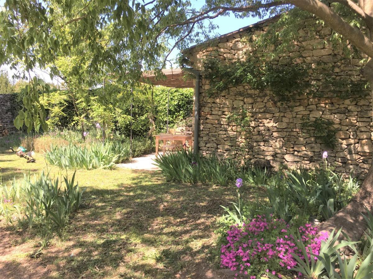 于泽斯Les Olivettes Le Mazet住宿加早餐旅馆 外观 照片